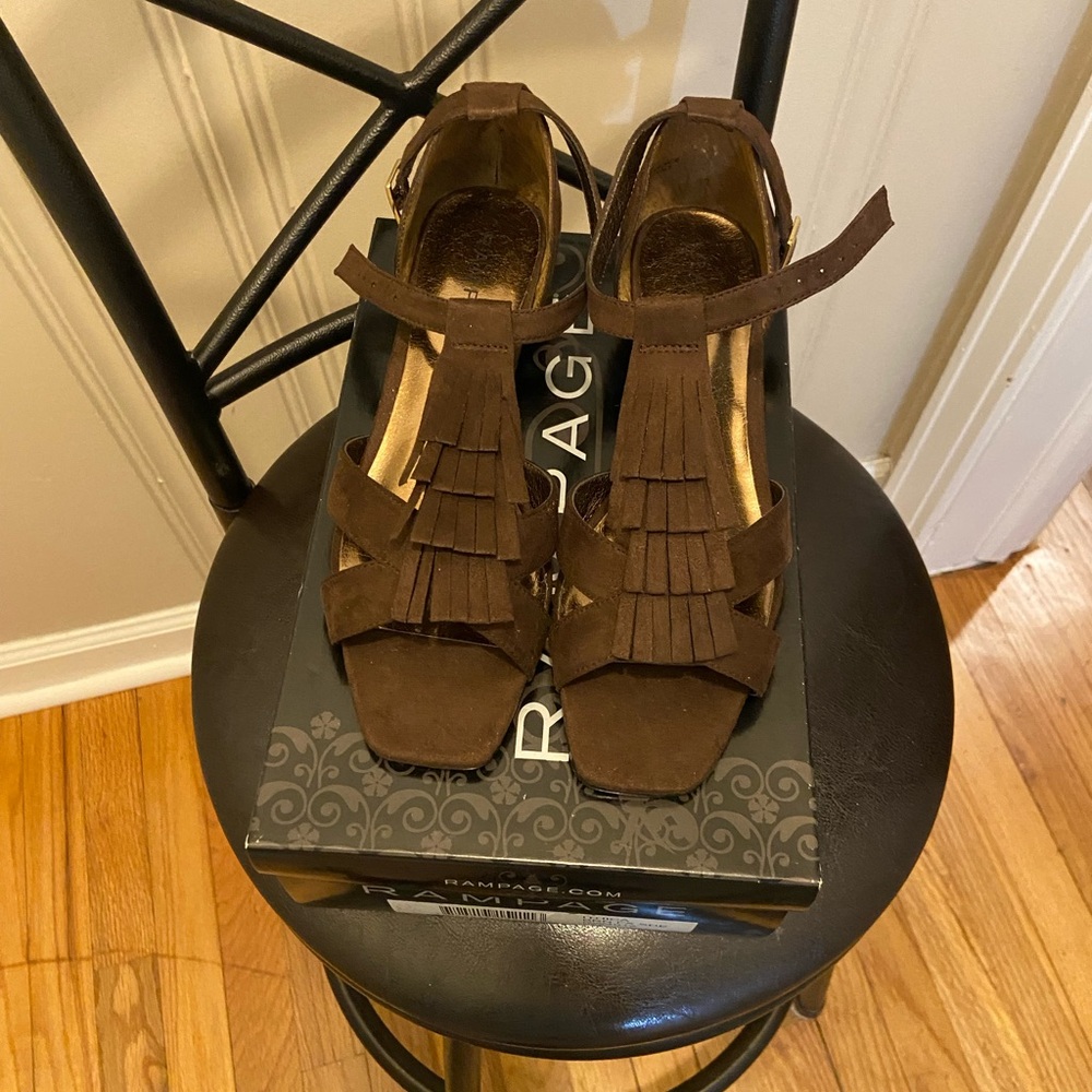 Rampage Brown Suede Women's Sandals Size 8